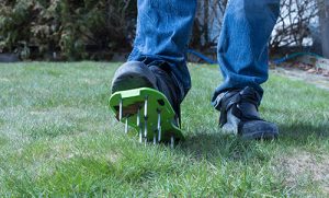 lawn-garden-aerator-foot-spikes